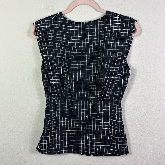 Theory Kimono Pleat Grid Print 100% Silk Twill Top Blouse Black White Sz Small - Picture 8 of 13
